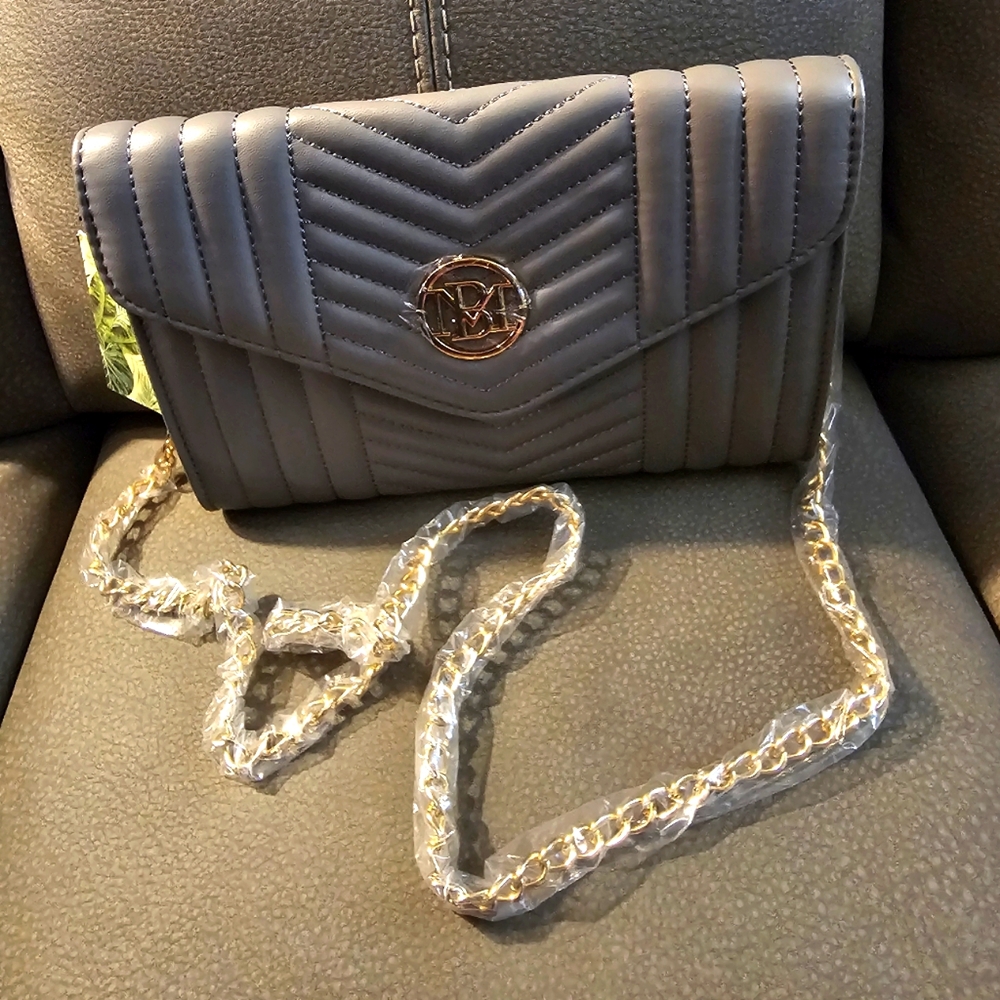 Elegant Gray Quilted Chain Bag